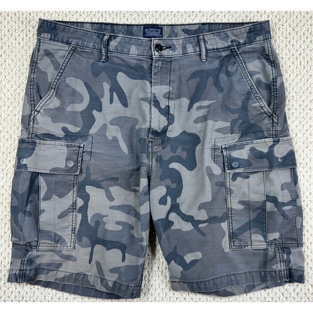 Levi Strauss & Co Cargo Shorts Mens 38 Army Gray Woodland Camo Two Horse Brand